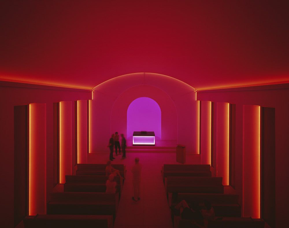 Header photo of James Turrell's light installation in Berlin